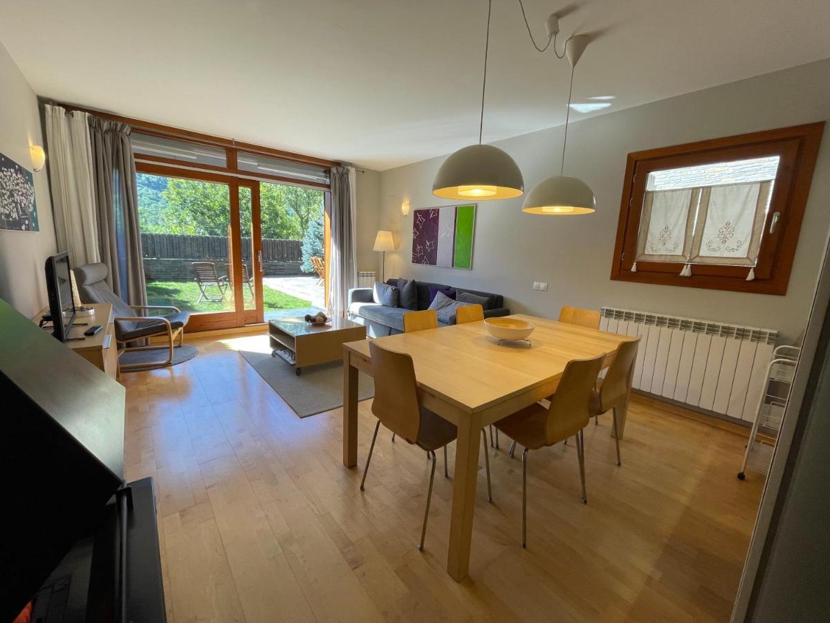 B49 - Bajo Con Jardin Peguera - Villmor Apartman Benasque Kültér fotó